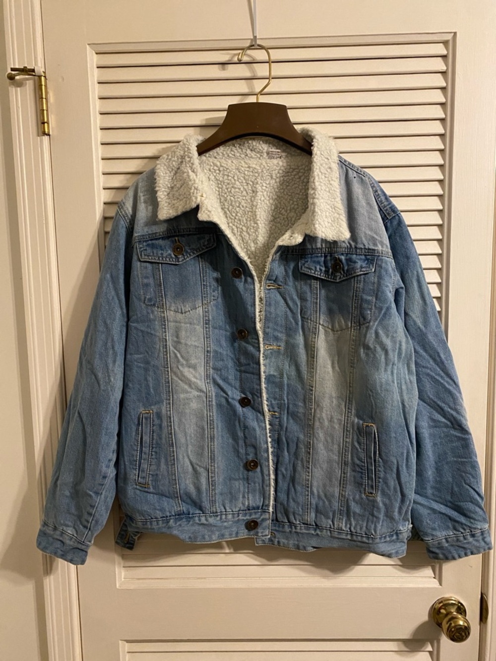 Light Wash Denim Sherpa Lined Jacket - Blue with White Sherpa